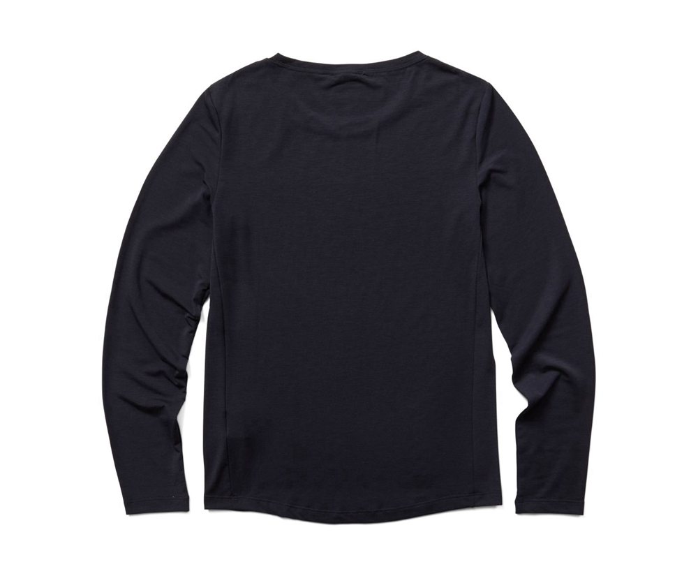 Manga Comprida Senhora - Merrell Tencel Tee - Pretas - OMD697120